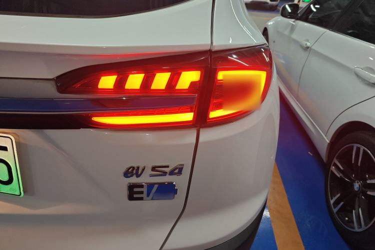 Used  iEVS4 2019 Luxury Smart Enjoyment Model
