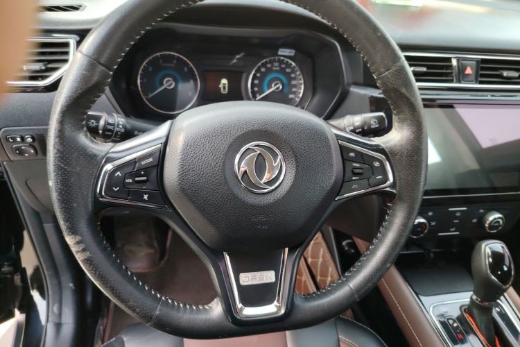 Used Dongfeng Fengon 580 2017 Revised Version 1.5T CVT Luxury Edition
