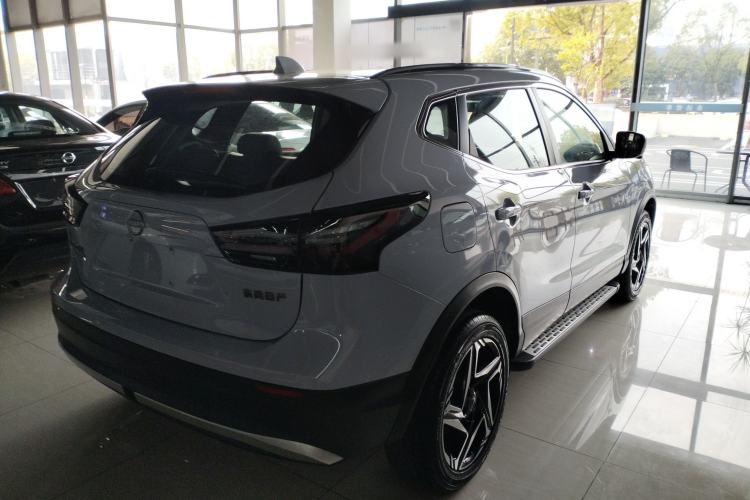 Used Nissan Qashqai 2025 Honor 2.0L CVT XV+ Leading Edition
