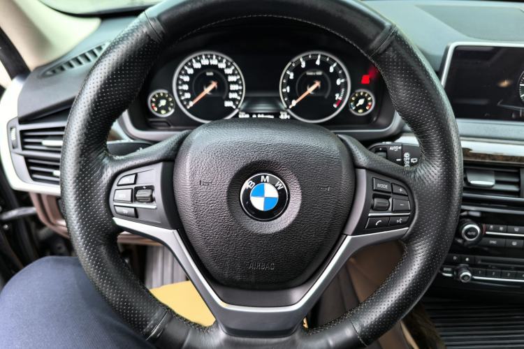 Used BMW X5 2017 xDrive28i
