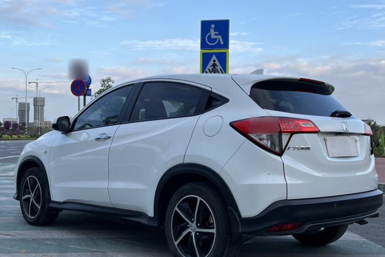 Used Honda Vezel 2020 1.5L CVT Pioneer Edition
