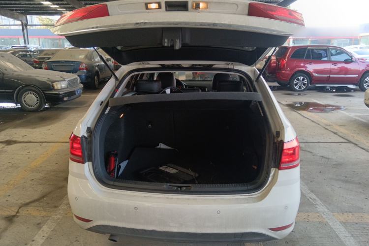 Used Volkswagen Gran Lavida 2015 1.6L Automatic Comfort Edition