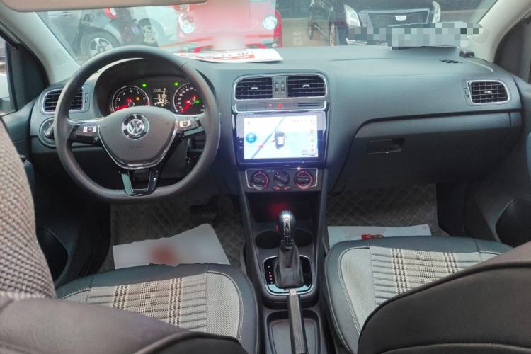 Used Volkswagen Polo 2016 1.6L Automatic Comfort Model