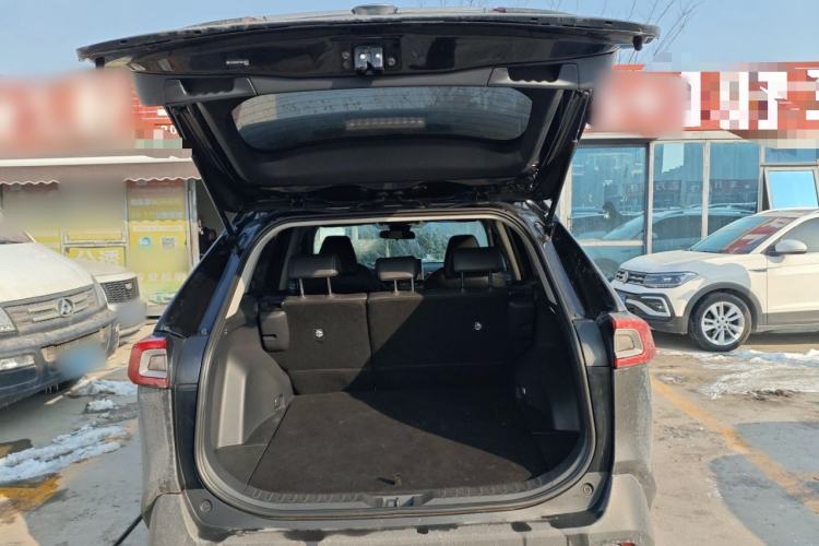 Used Toyota Wildlander 2022 2.0L CVT 4x4 Luxury PLUS Edition
