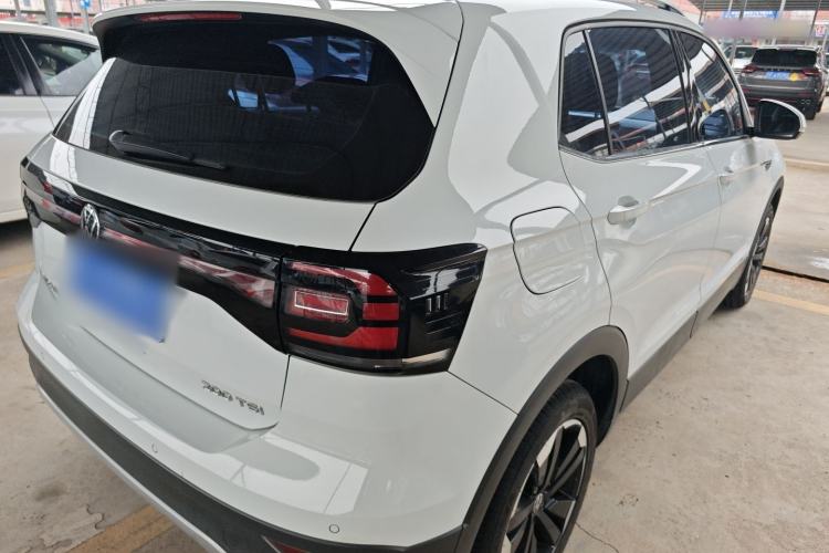 Used Volkswagen Tacqua 2021 200TSI DSG JoyConnect Edition