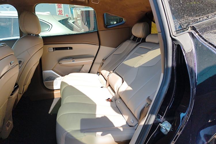 Used  HT 2023 670 Rear-Drive Ultra-High-Voltage NDA Version
