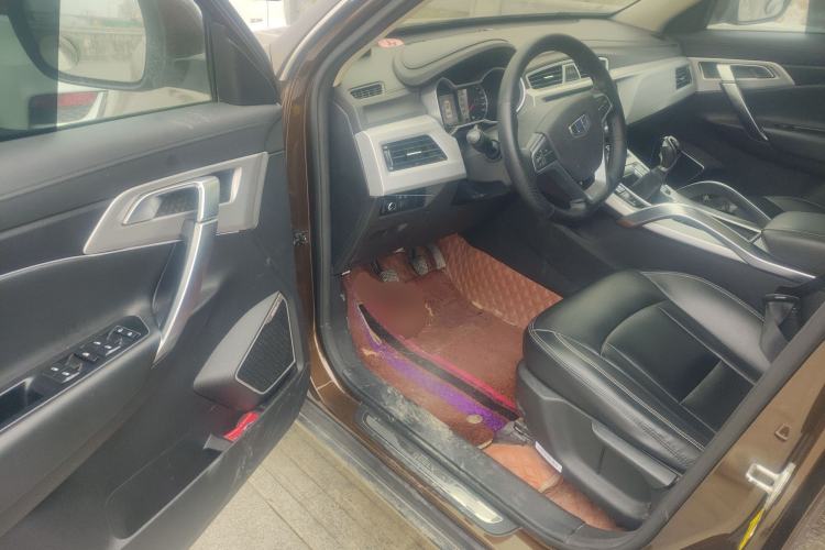 Used Geely Auto Emgrand X7 Sport 2016 2.0L Manual ZhiShang Version