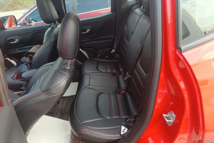 Used  Renegade 2016 1.4T Automatic Jingneng Edition
