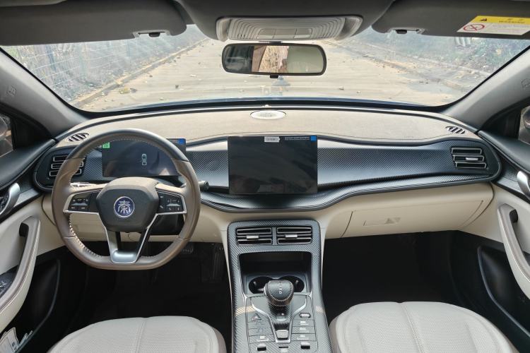 Used BYD Qin PLUS 2024 HONOR Edition DM-i 55KM Leading Model
