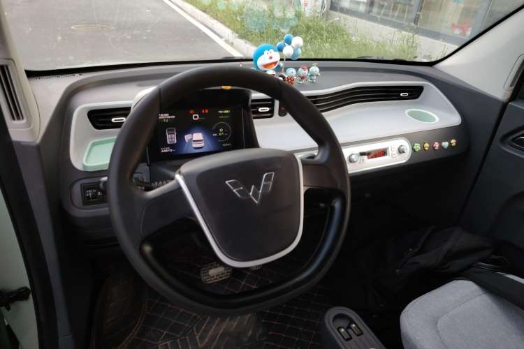 Used Wuling Hongguang MINIEV 2021 Macaron Fashion Model Lithium Iron Phosphate