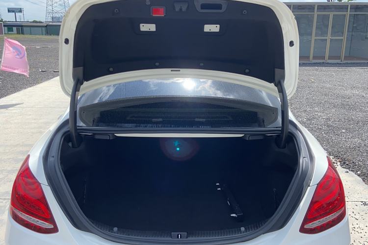 Used Mercedes-Benz C-Class 2015 C 180 L
