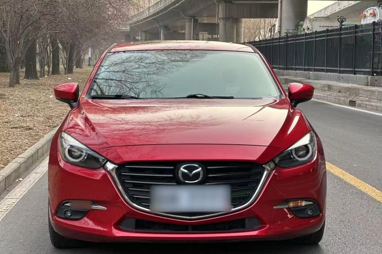 Used Mazda Mazda 3 Axela 2017 Hatchback 2.0L Automatic Sport Model China V Emission Standard
