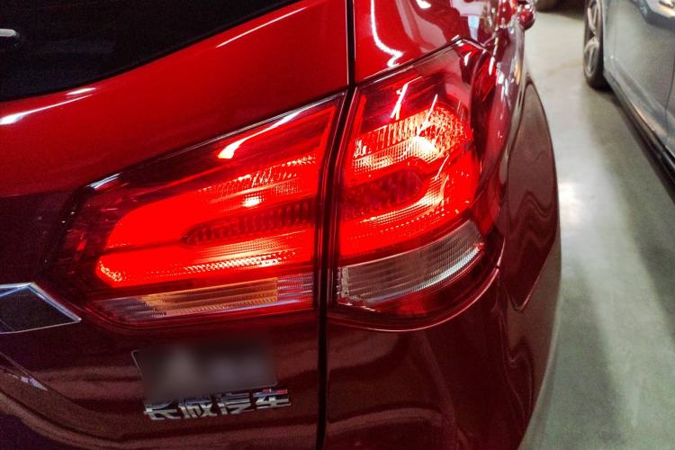 Used Haval H2 2018 Blue-Label 1.5T Dual-Clutch Two-Wheel-Drive Luxury Model