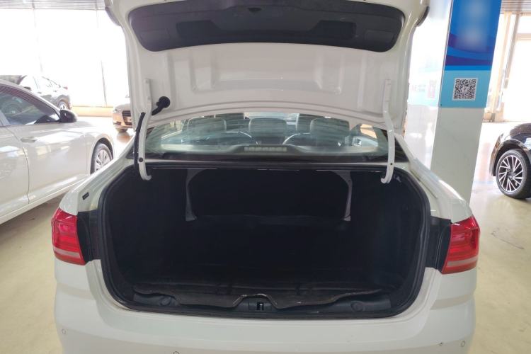 Used Volkswagen Lavida 2017 1.6L Automatic Comfort Edition