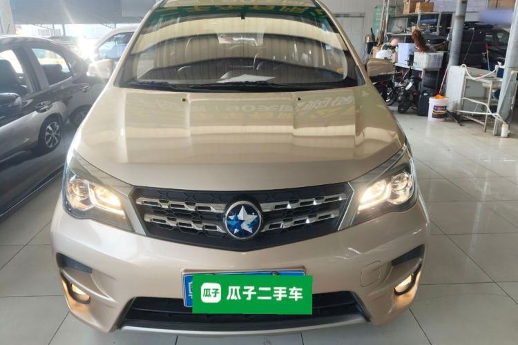 Used Venucia M50V 2017 1.6L XL CVT Luxury Edition
