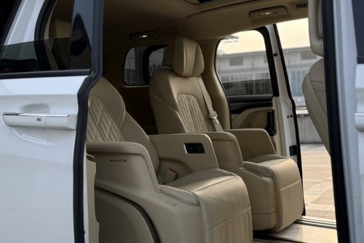 Used Buick GL8 2023 ES Lu Zun Luxury Model