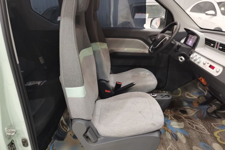 Used Wuling Hongguang MINIEV 2022 Macaron Premium Model – Lithium Iron Phosphate