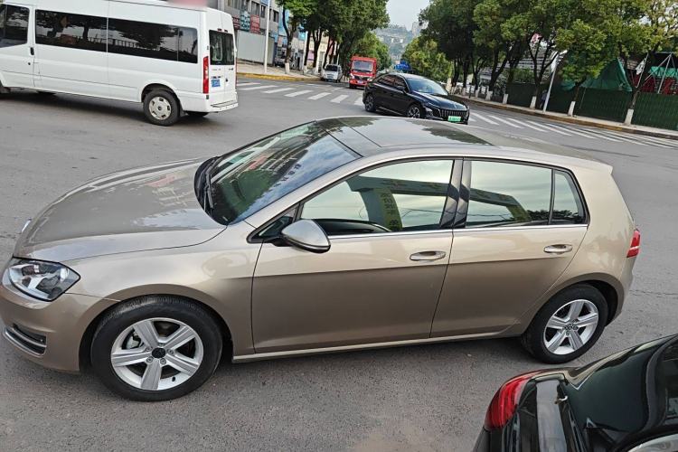 Used Volkswagen Golf 2014 1.4TSI Automatic Comfort Model
