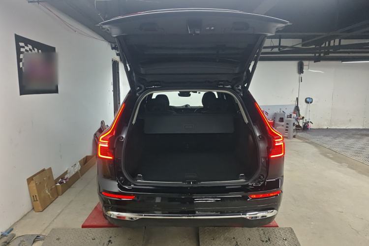 Used Volvo XC60 2022 B5 4x4 Zhiya Luxury Edition
