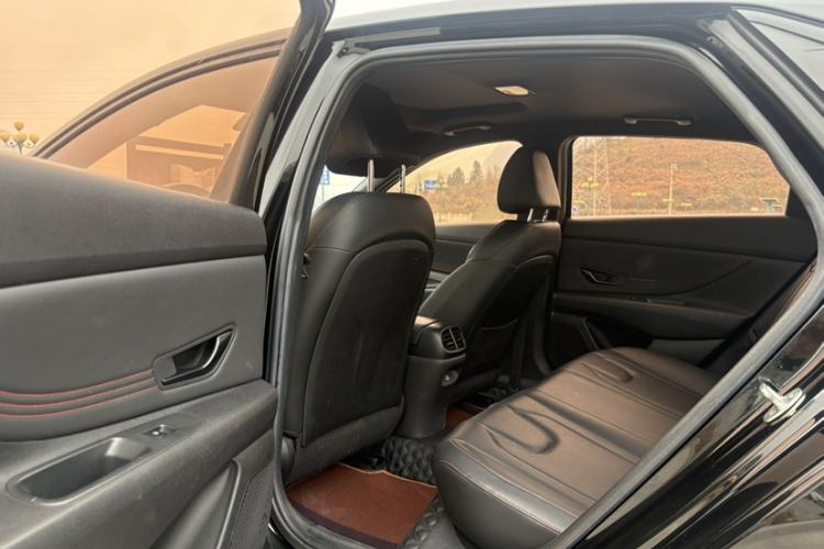 Used Hyundai Elantra 2021 240TGDi DCT TOP Flagship Edition
