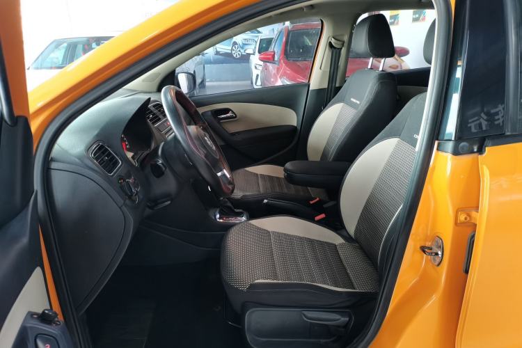 Used Volkswagen Polo 2012 1.6L Cross Polo Automatic Transmission