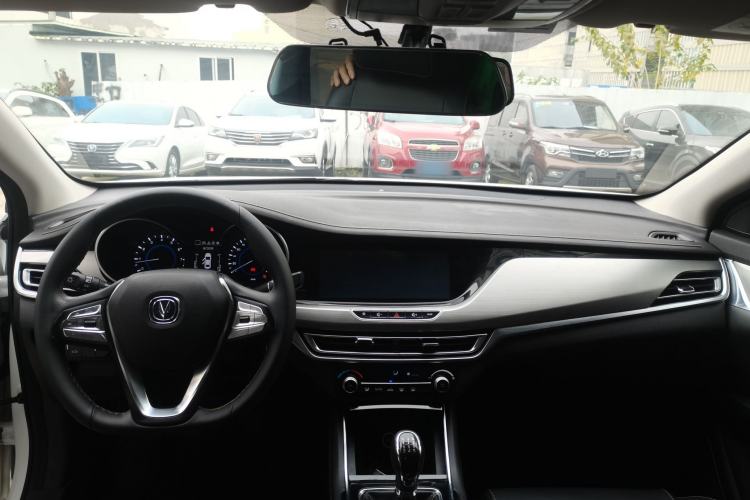 Used Changan Eado 2018 High-Energy Edition 1.6L GDI Manual Pioneer Model China V Standard
