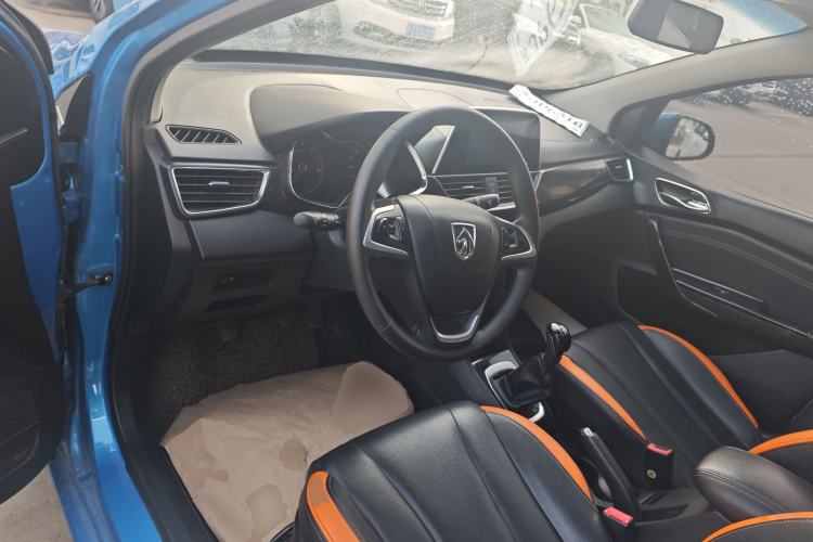 Used Baojun 310 2016 1.2L Manual Luxury Model
