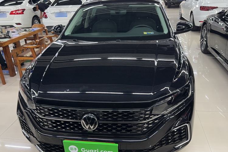 Used Volkswagen Passat 2025 Outstanding Model 380TSI Starry Dragon Edition
