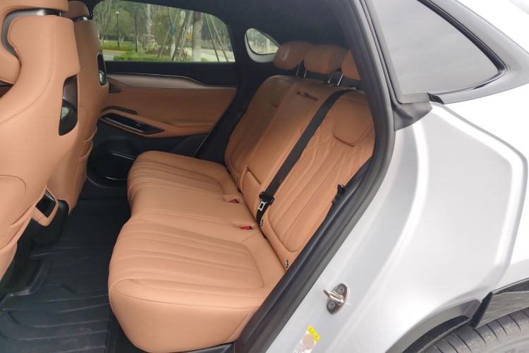 Used BYD Song L EV 2025 550 km Excellence Version
