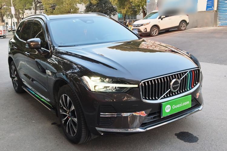 Used Volvo XC60 2023 B5 4x4 Smart Luxury Edition