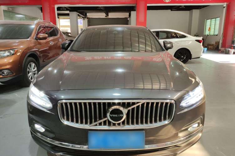 Used Volvo S90 2021 B5 Zhiyi Luxury Edition
