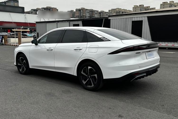 Used  L6 2025 EM-i 140km Explorer+ Edition