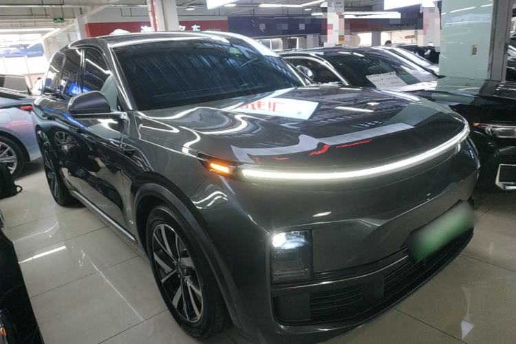 Used Li Auto L8 2023 Pro Model
