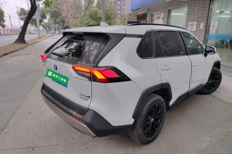 Used Toyota RAV4 2023 Dual-Engine 2.5L E-CVT Four-Wheel Drive Elite Plus Edition
