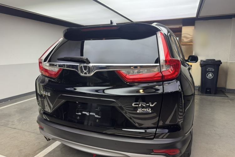 Used Honda CR-V 2017 240TURBO CVT Front-Wheel Drive Fashion Edition
