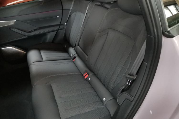 Used ONVO L60 2024 60 kWh Rear-Drive Version