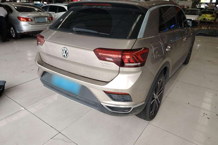 Used Volkswagen T-ROC 2018 280TSI DSG Two-Wheel-Drive Luxury Version China V Emission Standard
