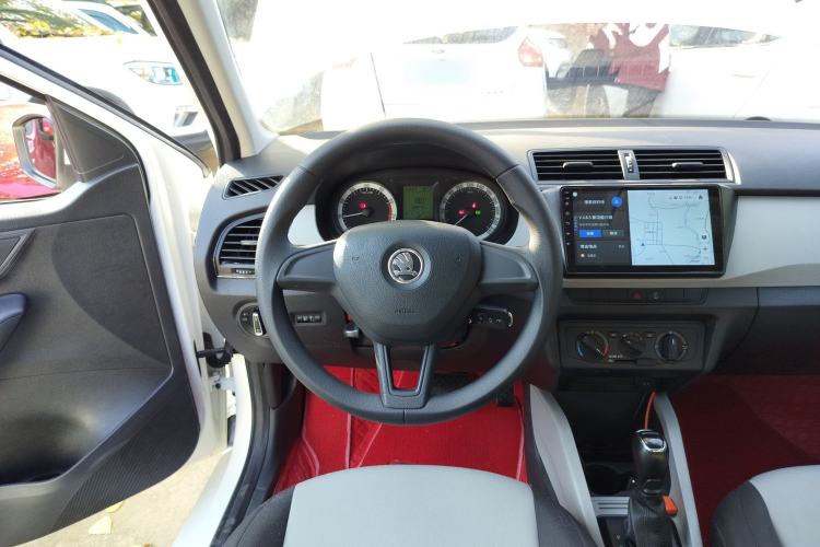 Used Skoda Fabia 2016 1.4L Automatic Car Enjoy Edition
