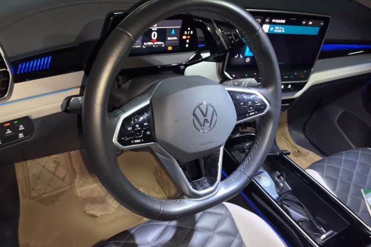 Used Volkswagen ID.6 CROZZ 2021 Revised Version Long-Range PRO Edition