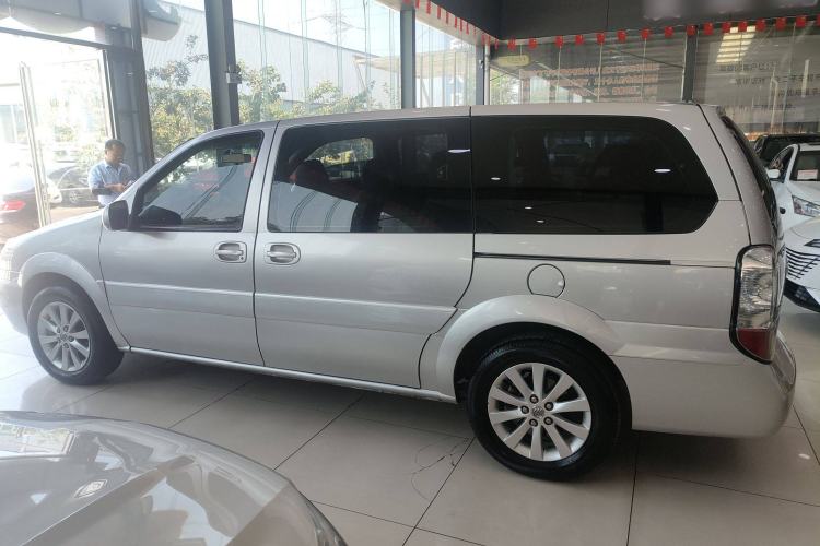 Used Buick GL8 2013 2.4L Executive Edition
