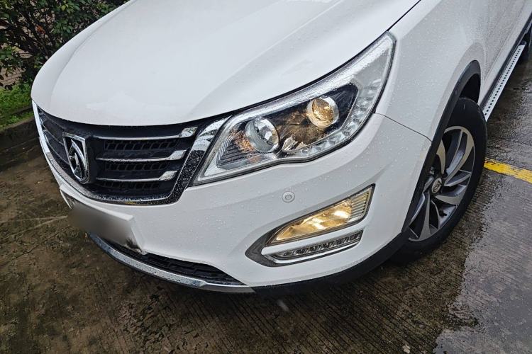 Used Baojun 560 2015 1.8L Manual Luxury Model
