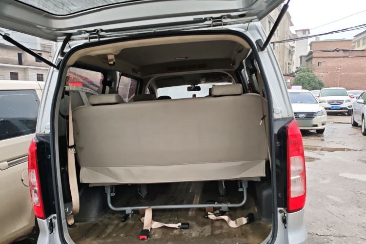 Used Wuling Hongguang V 2019 1.5L Enjoyment Version China VI LAR