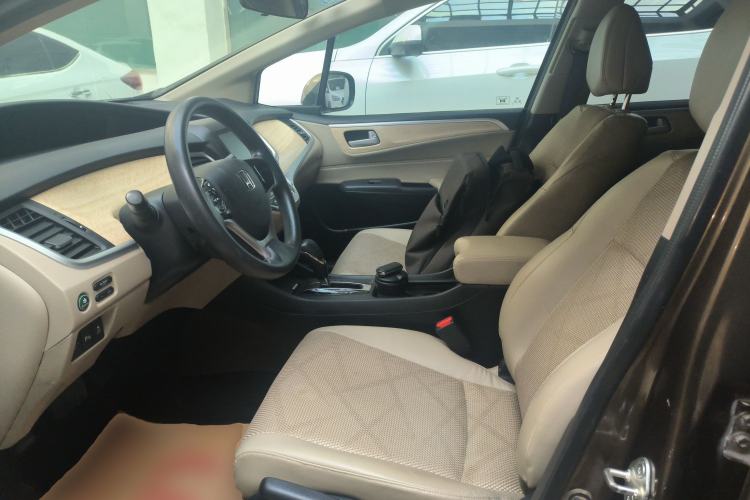 Used Honda Jade 2016 1.8L Automatic Comfort Elite Version 5 Seats
