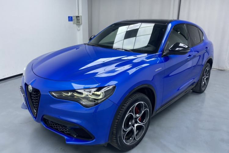 Used Alfa Romeo Stelvio 2023 2.0T 280HP Veloce Track Edition