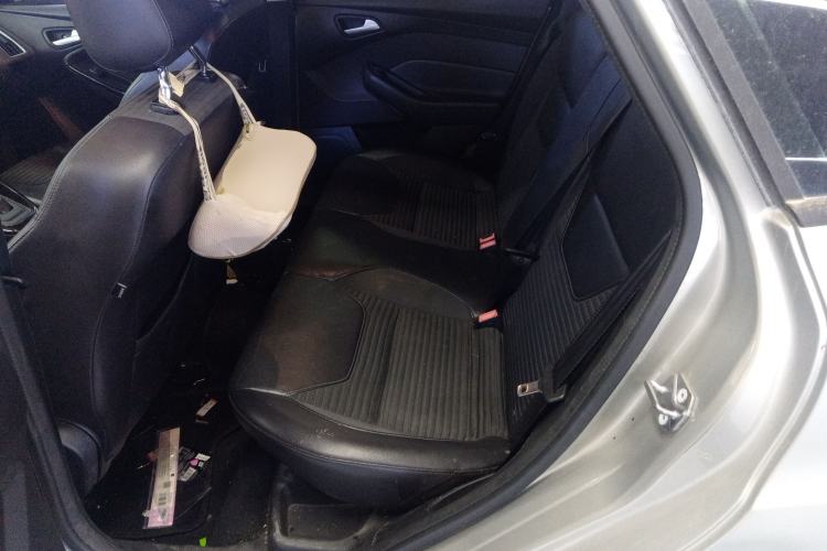 Used Ford Focus 2015 Sedan EcoBoost 125 Automatic Supreme Style Edition
