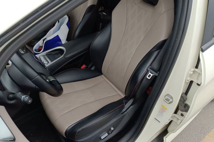 Used BYD Dolphin 2023 420 km Fashion Edition