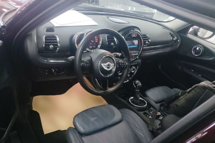 Used  Clubman 2016 Revised Version 1.5T COOPER Connoisseur Edition
