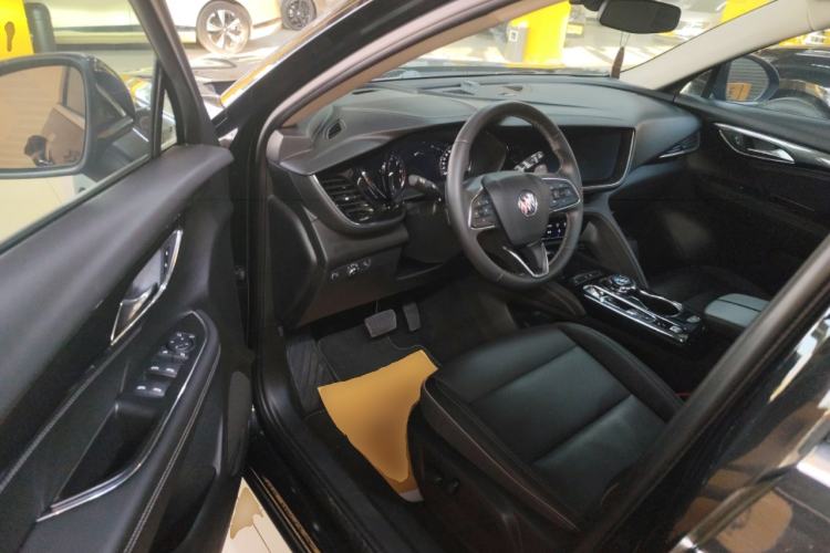 Used Buick Envision 2022 Facelift Encore S 552T Two-Wheel-Drive Luxury Model