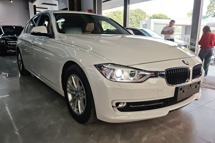 Used BMW 3 Series 2014 320Li Fashion Model

