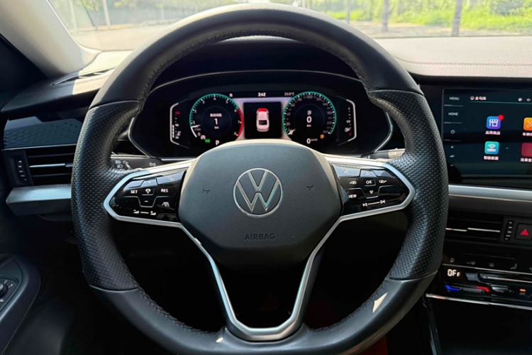 Used Volkswagen Passat 2022 330TSI Luxury Edition
